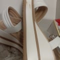 Продажа товара низкого качества. Игнор плохих отзывов на сайте Кари.