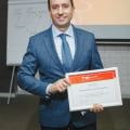 Наблюдал два года, решил узнать обо всем в живую.